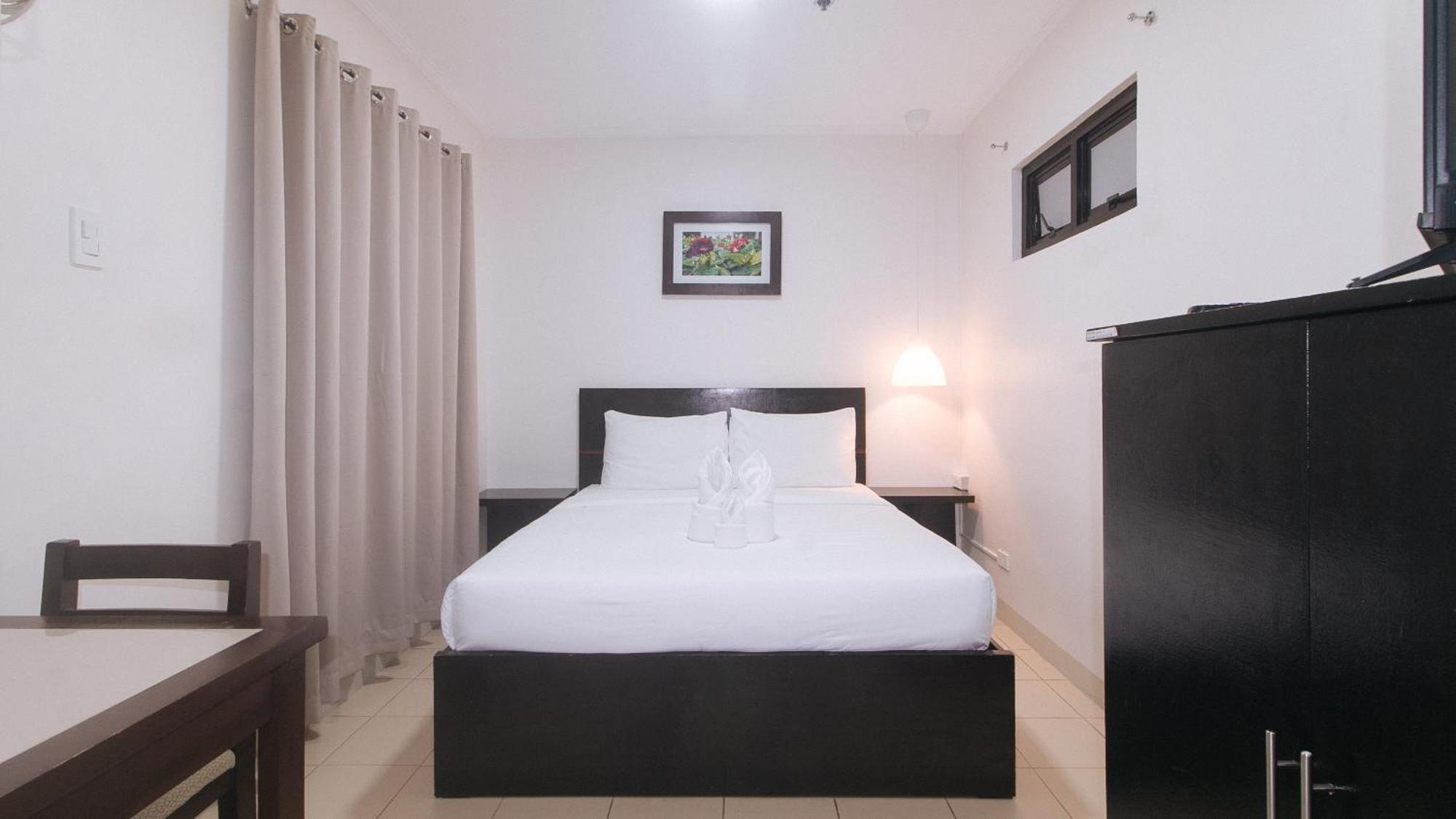 Urbanview At Evangelista Street Makati Makati City Bagian luar foto