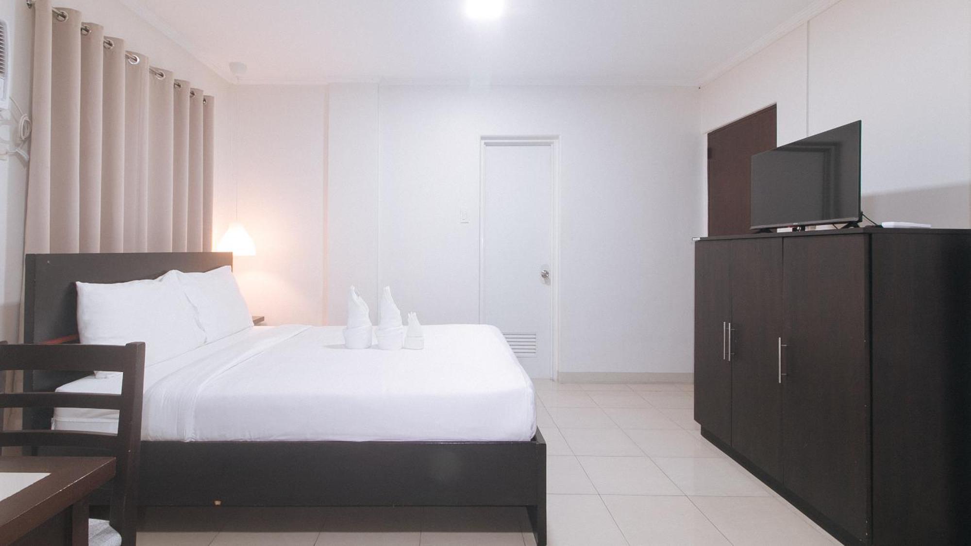 Urbanview At Evangelista Street Makati Makati City Bagian luar foto