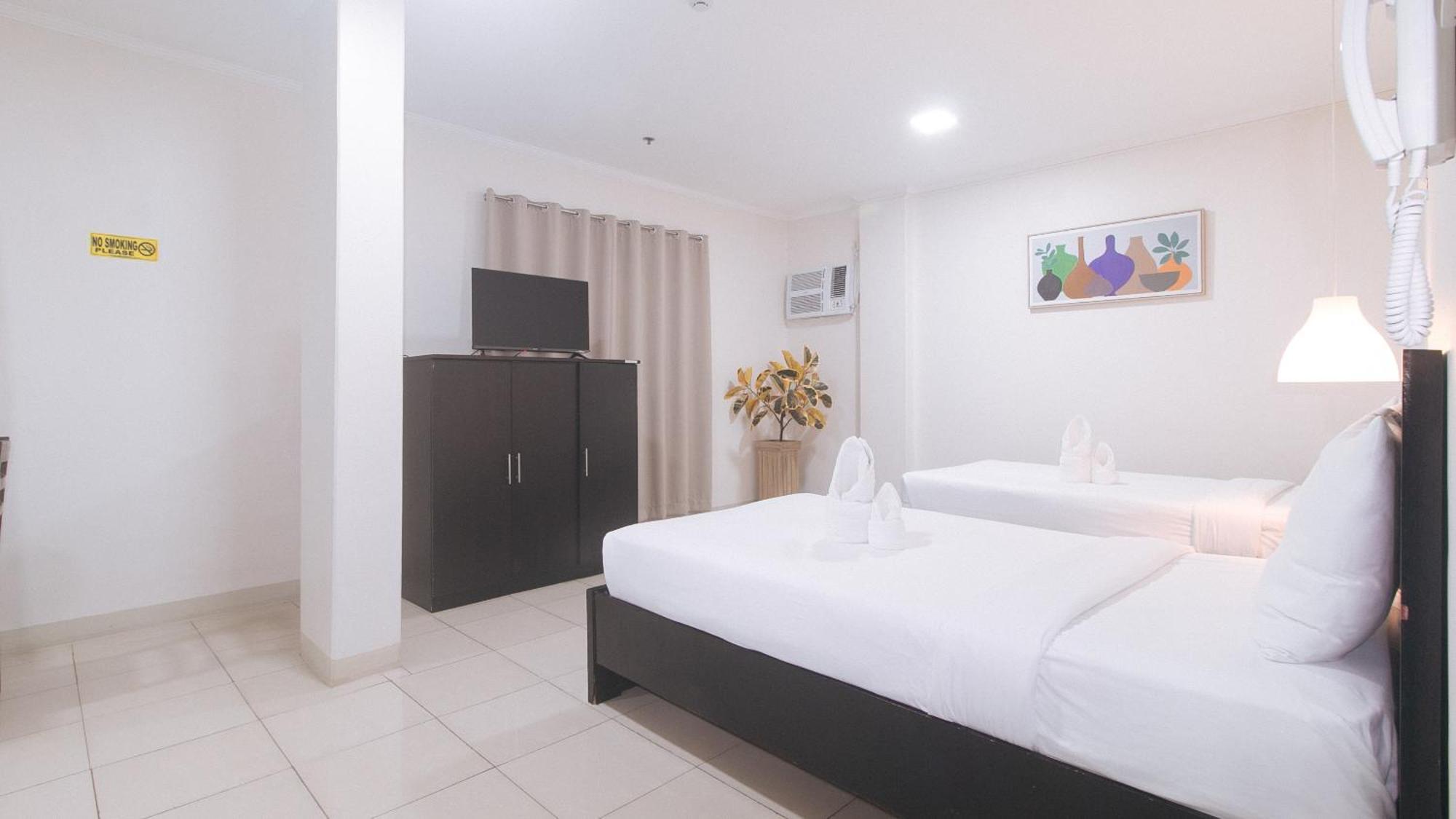 Urbanview At Evangelista Street Makati Makati City Bagian luar foto