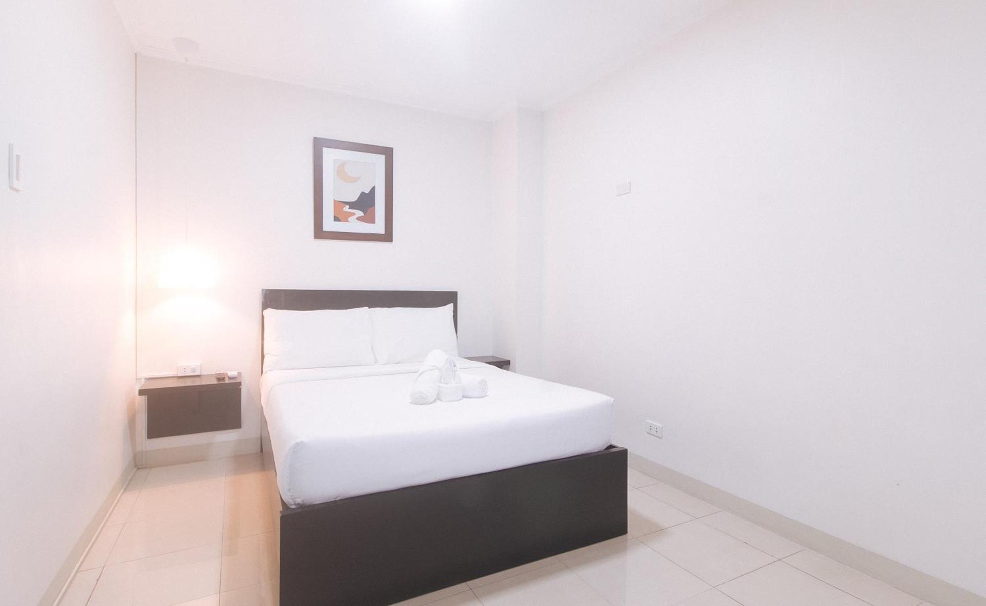 Urbanview At Evangelista Street Makati Makati City Bagian luar foto